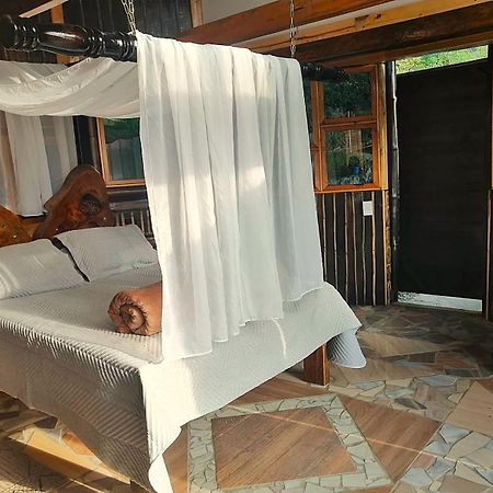 ホテル Casa Yantra La Lola Pance エクステリア 写真