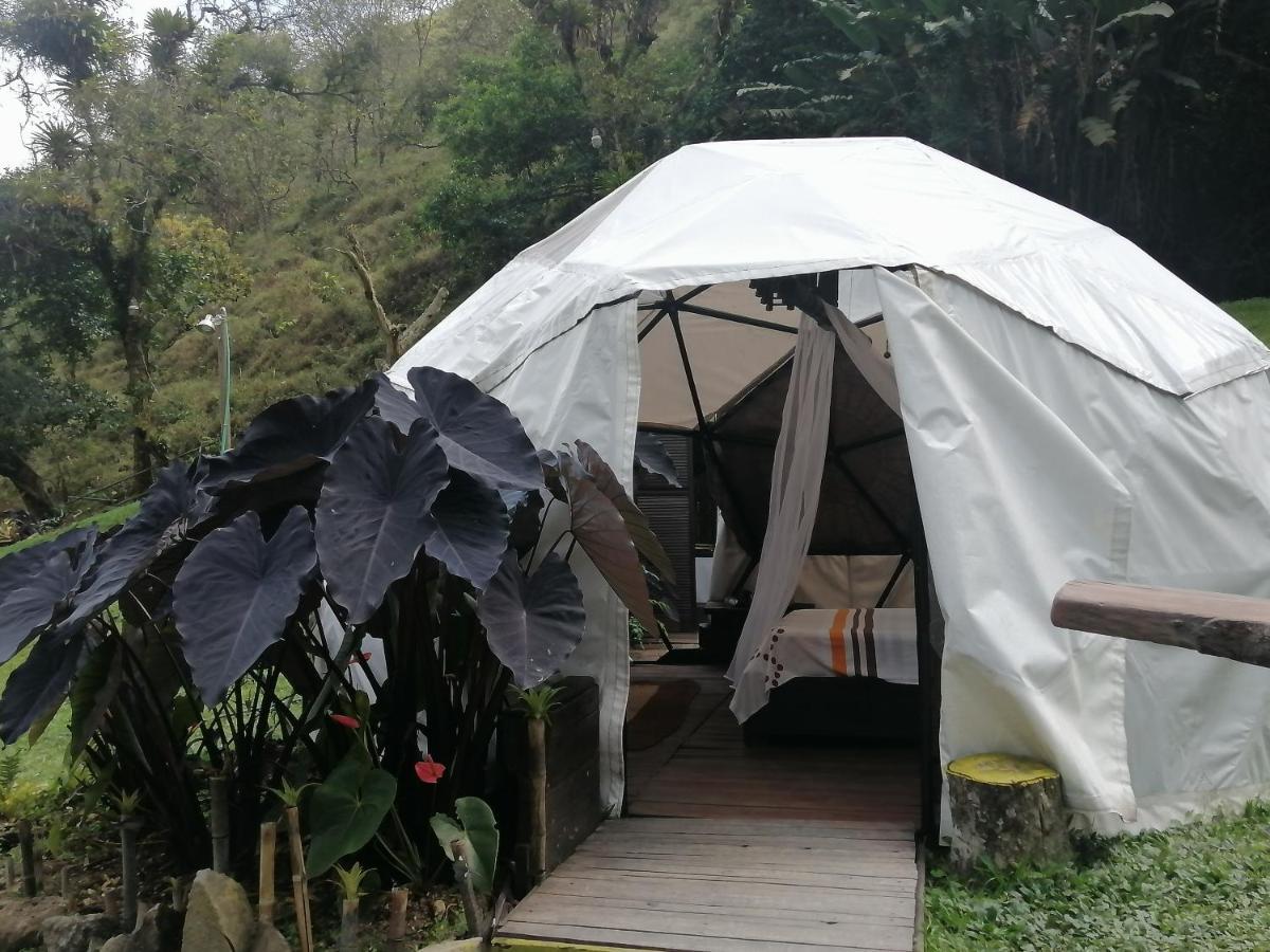 ホテル Casa Yantra La Lola Pance エクステリア 写真