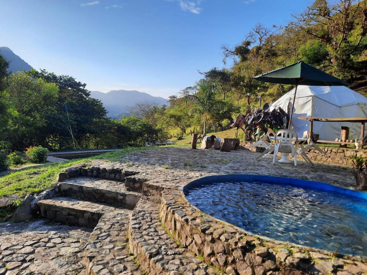 ホテル Casa Yantra La Lola Pance エクステリア 写真