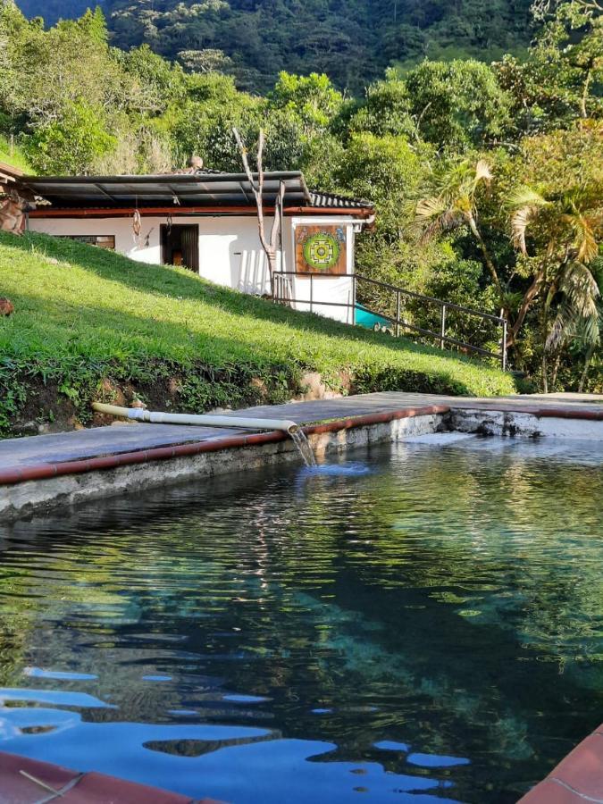 ホテル Casa Yantra La Lola Pance エクステリア 写真